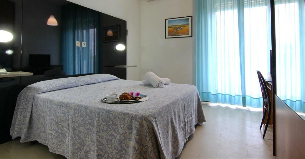 Grand Excelsior Hotel