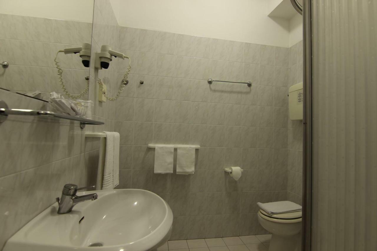Hotel Grand Excelsior 4*